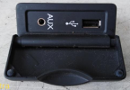 Conexión AUX-USB Renault Megane - 280230002RA RENAULT.jpeg.png